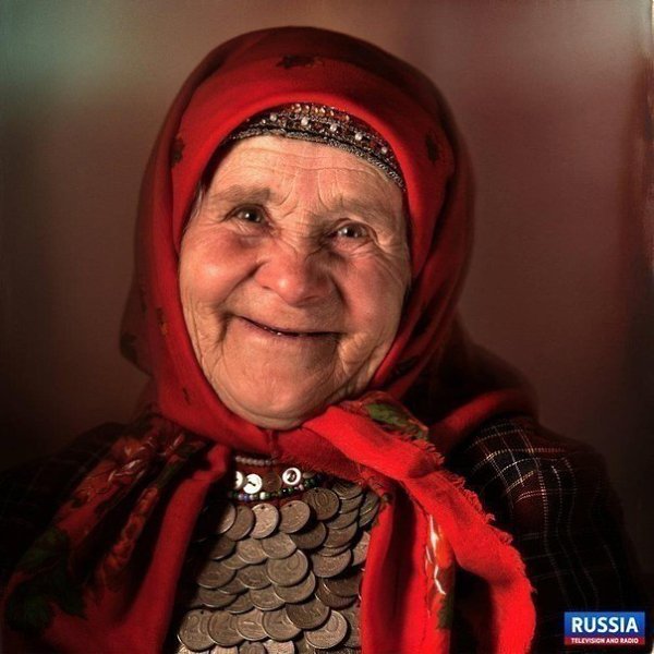 Погостить бы у бабули, Только в доме света нет. Нет дорожки до крылечка, Потому что ЕЕ НЕТ... Есть ... - 3