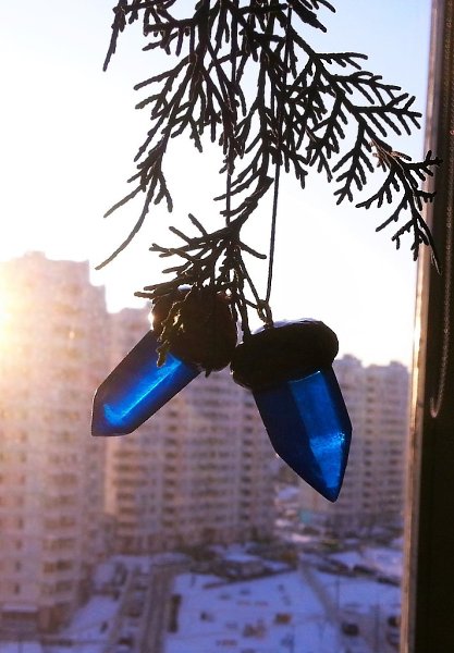 #украшение@fan_handmade.Вот такие магические кристаллы-кулоны выросли у нас в новом году