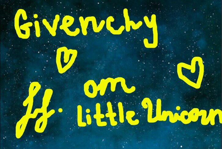  Givenchy  Little Unicorn)