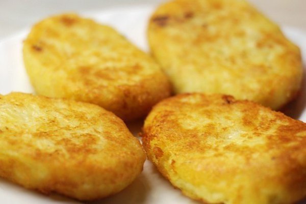 ТОП - 10 САМЫХ ВКУСНЫХ КОТЛЕТОК И ТЕФТЕЛЕЙ. 1. ПЫШНЫЕ И СОЧНЫЕ КОТЛЕТКИ ИНГРЕДИЕНТЫ: 2 стакана ... - 5