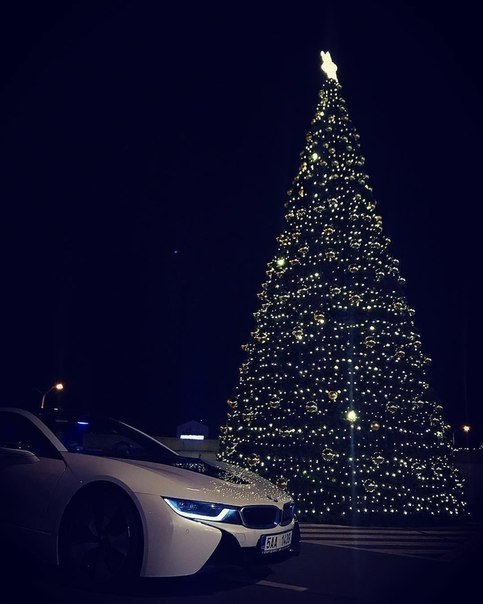 BMW i8