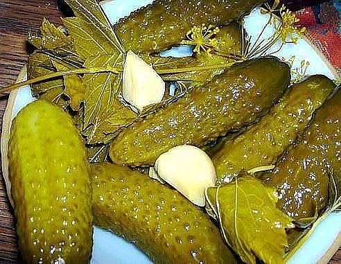 ХРУСТЯЩИЕ ОГУРЦЫ - НЕОБЫЧНЫЙ РЕЦЕПТ ПРИГОТОВЛЕНИЯ.Сохраните, чтобы не потерять!В прошлом году ...