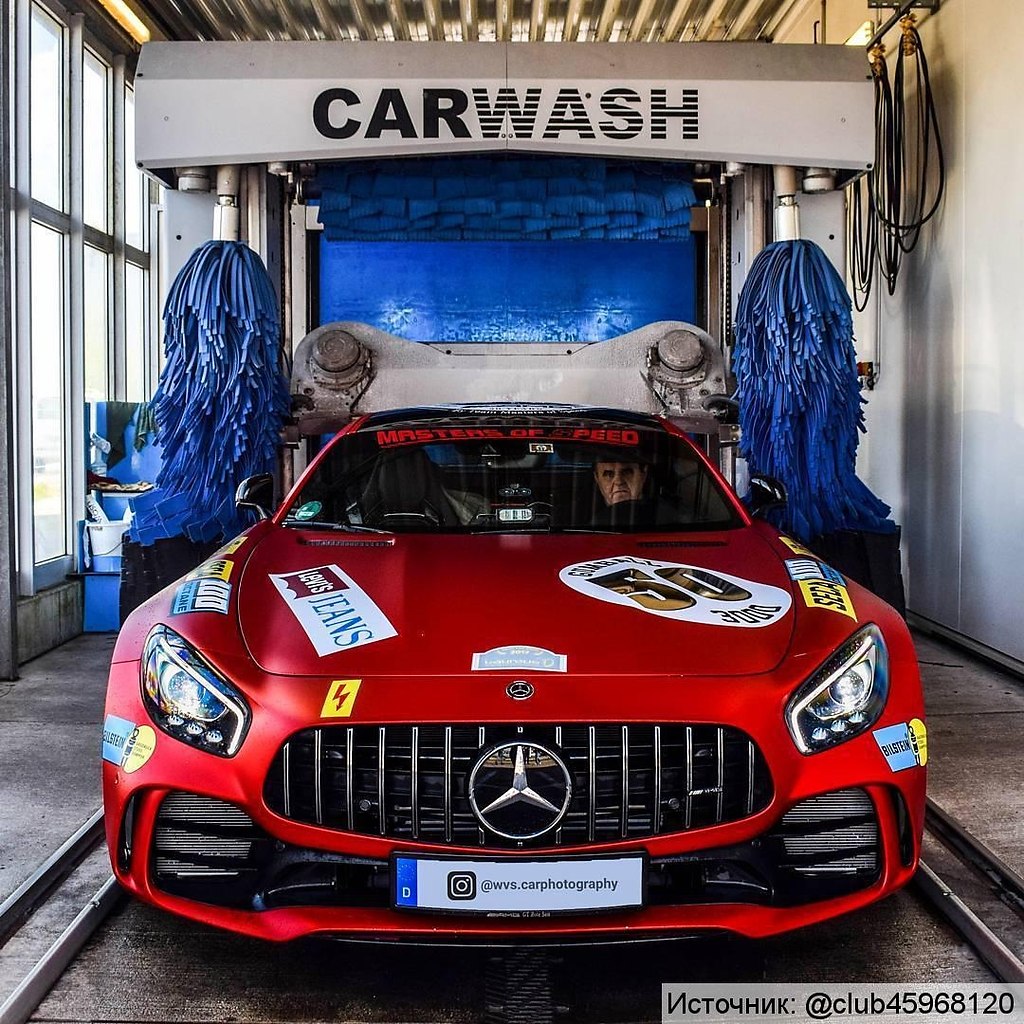 Mercedes-AMG GT R