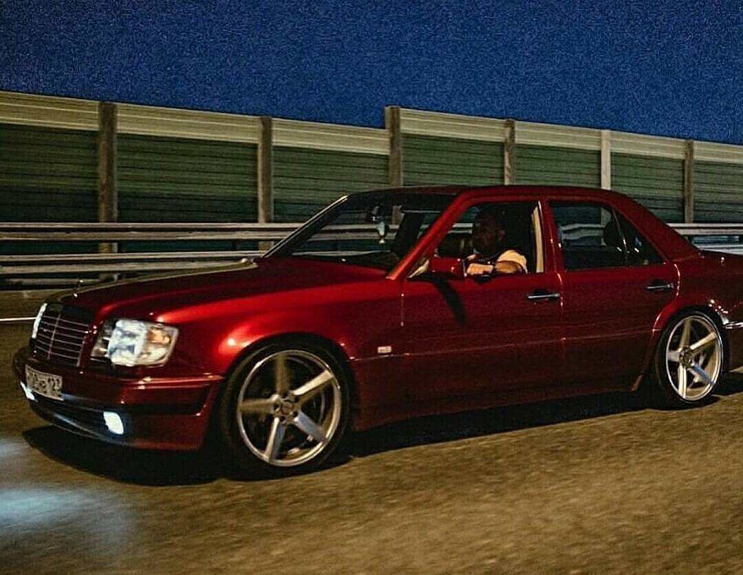 Mercedes-Benz E500 W124