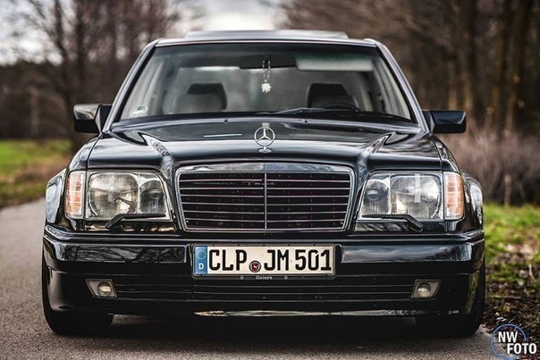 Mercedes-Benz E500 W124