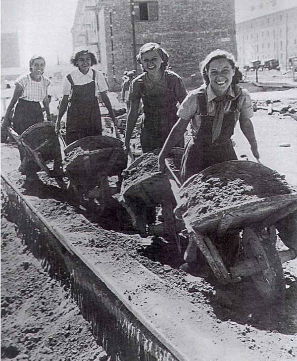  , 1951