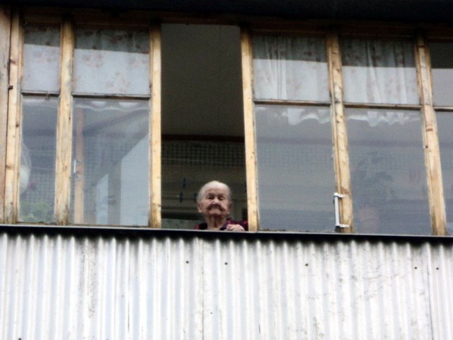 Как Я стал террористом и бабку изнасиловал.Поступила заявка, газом пахнет на 2 этаже. Приехали ...