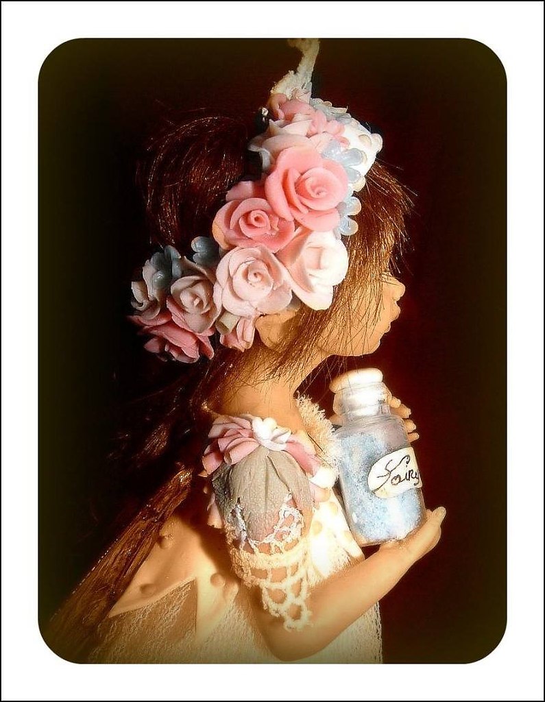      .   Diane Guelinckx  ...