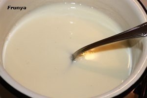 Готовим вкусные домашние Эклеры.Вам потребуется:Для заварного теста:- 3 яйца- 75 г сливочного масла- ... - 4