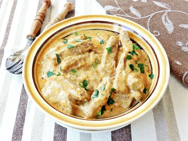 Готовим мясо: подборка проверенных рецептов.Сохрани и приготовь 1. Мясо, тушенное со ...