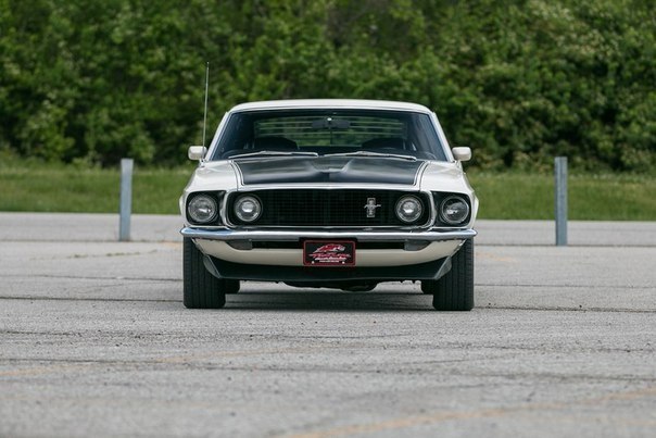 1969 Ford Mustang Boss 302 - 3