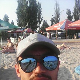 Valera, , 34 