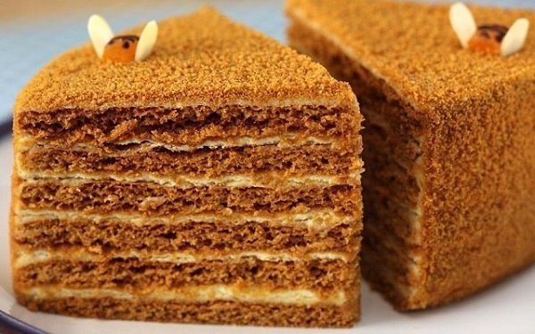 ТОП-6 РЕЦЕПТОВ МЕДОВИКА.1) КЛАССИЧЕСКИЙ МЕДОВИКИНГРЕДИЕНТЫ: 350 г муки. 200 г сахара пескового. 130 ... - 2