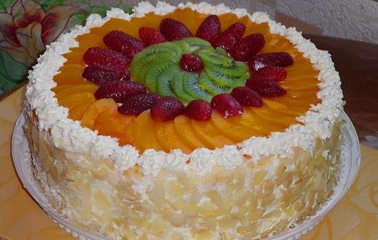 ТОРТ «СКАЗКА».200 г маргарина,300 г сметаны,3 яйца,3 стакана муки,1 ч. ложка соды, гашеная уксусом,1 ...
