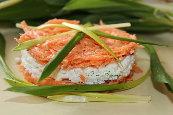Салат с сыром