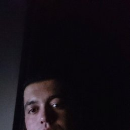 Alex, 37, 