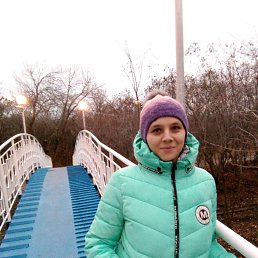 Валентина, 29, Оренбург