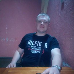 Андрій, 29, Ивано-Франковск