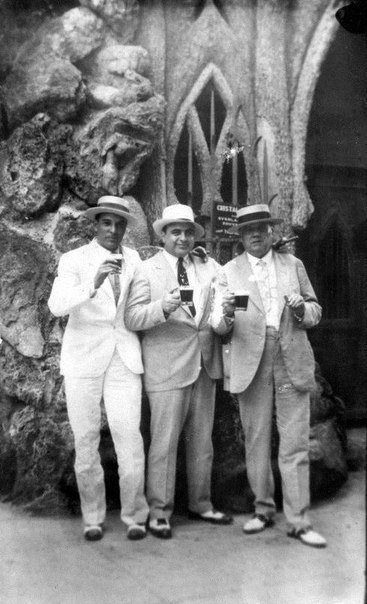     ( )  . . . 1929. https://fotostrana.ru/away?to=/sl/rC54