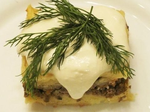Картофель с куриной печенью. Картофель с куриной печенью получается сочным и вкусным. Разрезаем ...