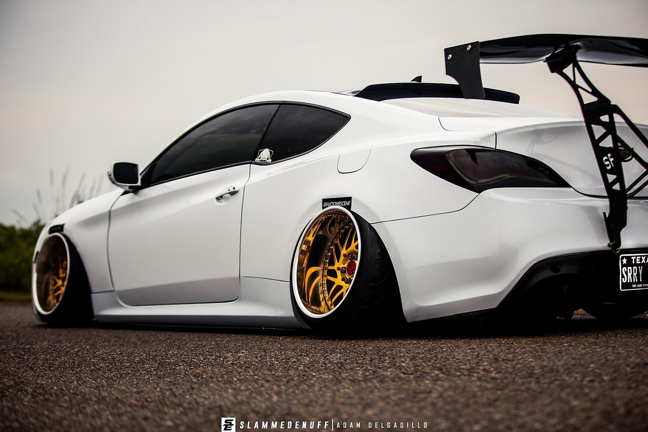 Hyundai Genesis Coupe stance