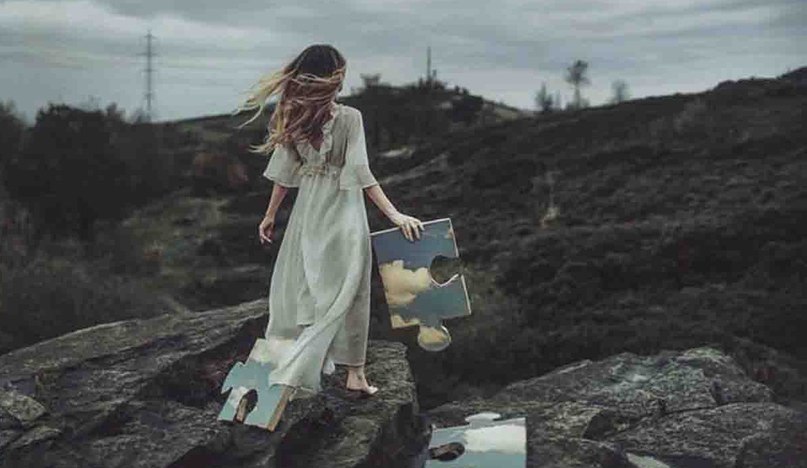 ПРИХОДИТ ВРЕМЯ, И ТЫ ПЕРЕСТАЁШЬ... Приходит время, и ты уже не можешь быть такой наивной. И даже ...