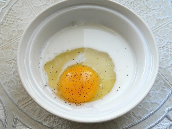 Кабачки, запеченные с помидорами и сыром. . На 100 гр - 38.36 ккал белки - 2.02 жиры - 1.42 ... - 4
