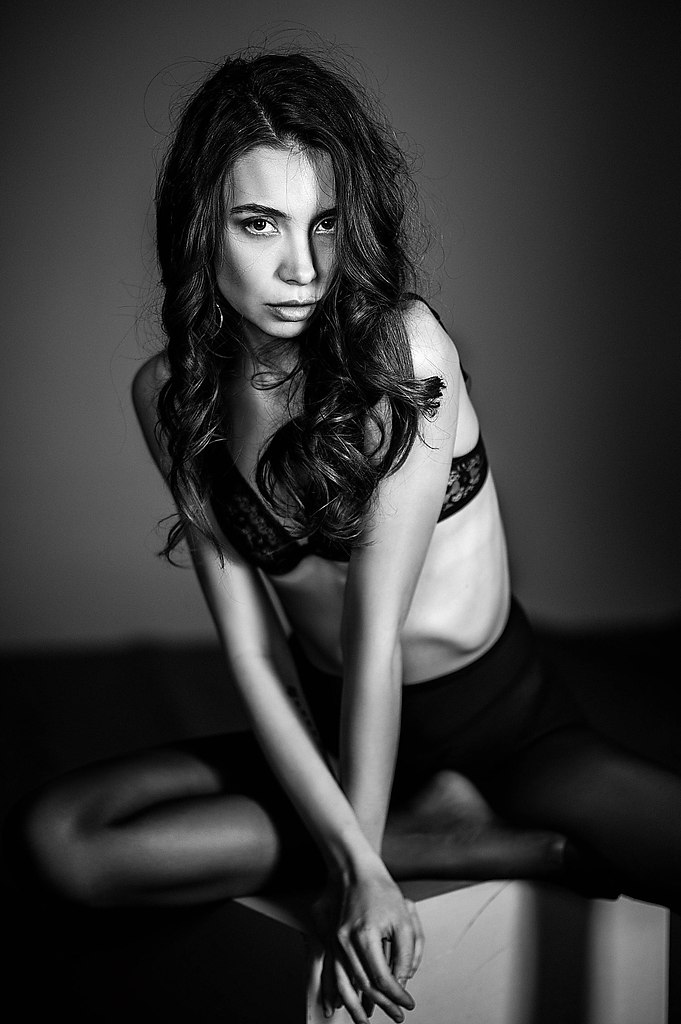 Ph [id10158028| ] - 6