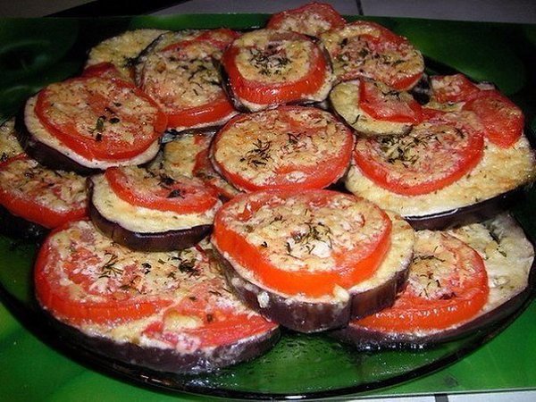 Подборка рецептов с баклажанами. 1. Баклажаны фаршированные по-каталонски Ингредиенты: Баклажаны — 2 ... - 8