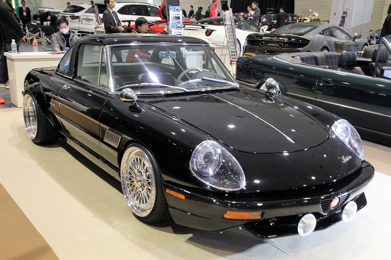 #AlfaRomeo@autocult, #Spider@autocult