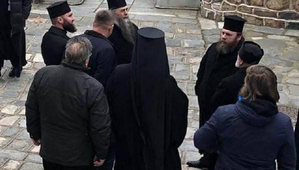 Делегацию ПЦУ не пустили в Пантелеимонов монастырь на Афоне.Игумен Пантелеимонова монастыря на ...