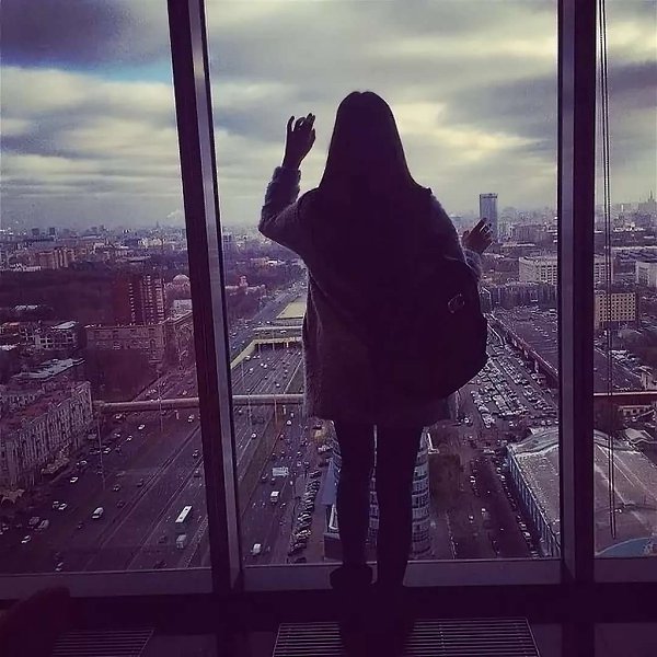 Пора бы научиться ценить чувства. И не делать ошибок, которые все мы... так и не научились ...