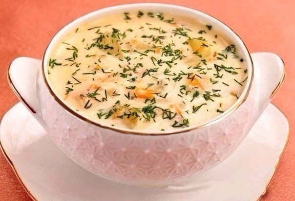 СЫРНЫЙ СУП С КУРИЦЕЙ И РИСОМ.ИНГРЕДИЕНТЫ: 500 г куриного филе 400 г плавленого сыра 150 г риса 400 г ...
