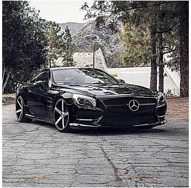 Mercedes-Benz SL on Vossen Wheels