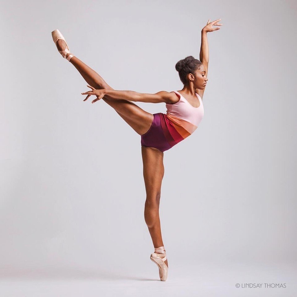   . Lindsay Thomas - 3