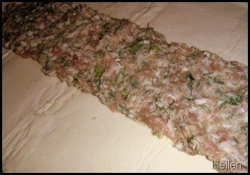 Мясной рулет с яйцом.Ингредиенты:- фарш мясной 0,5-0,6 кг (зелень, специи по вкусу)- Готовое ... - 2