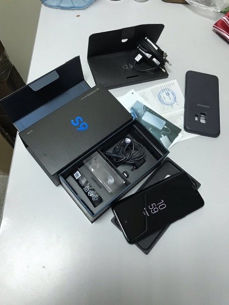 Урааа Вот и пришел мой Samsung Galaxy S9 (replika), который я заказывал неделю назад! Куплен он был ... - 5