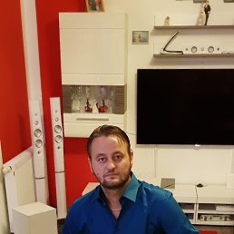 Konstantin, , 42 
