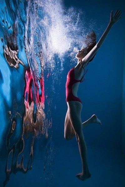 Прекрасные снимки в воде от фотографа Robin Cerutti! Как вам? #настроение@ican - 9