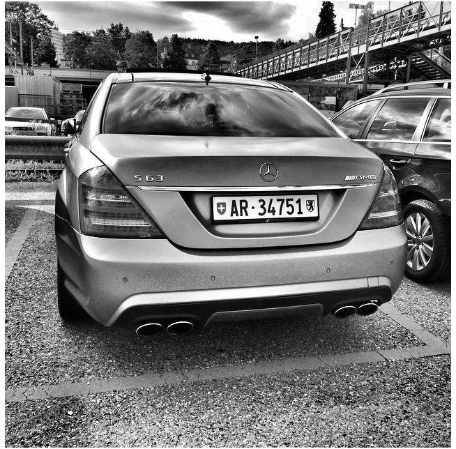 Mercedes-Benz S63 AMG W221