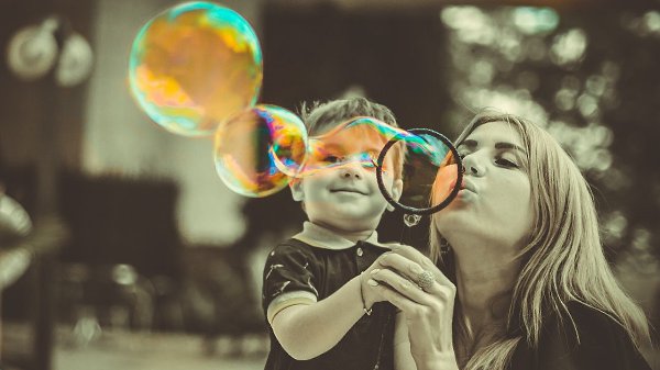 Всё, что на самом деле имеет значение, — это те, кого вы любите, и с кем вы счастливы.