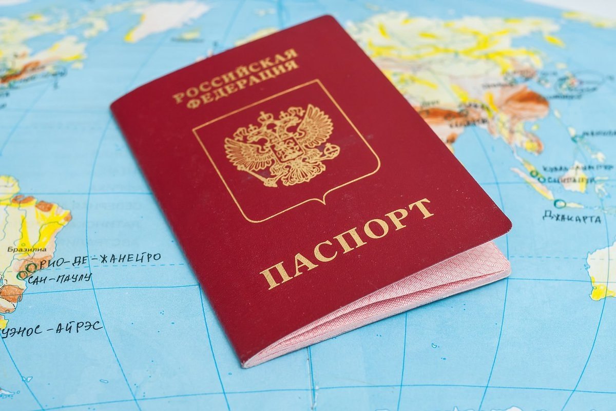 Что делать при утере загранпаспорта за границей? 1. Полиция Если вы обнаружили, что документов нигде ...