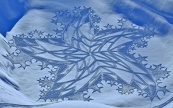 Саймон Бек – художник, который целыми днями топчет Сибирь. Он просто ходит по снегу и создает ... - 6