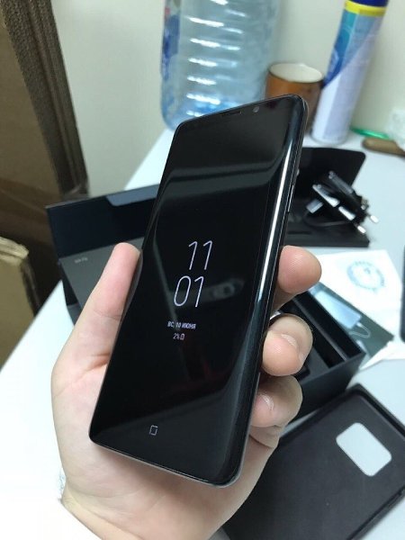 Урааа Вот и пришел мой Samsung Galaxy S9 (replika), который я заказывал неделю назад! Куплен он был ... - 3