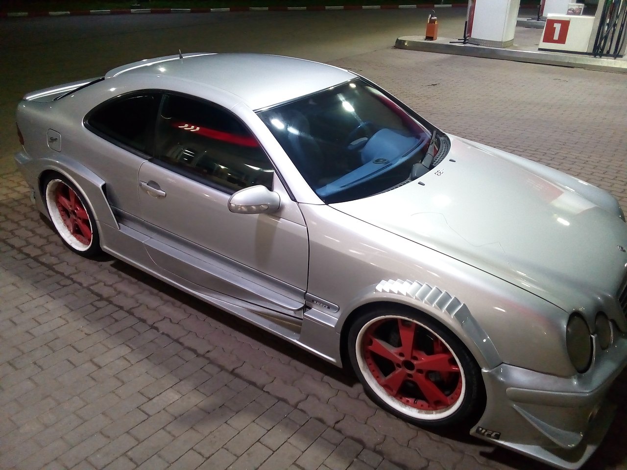  .W208 98 3 2.3  +   223 ..    ... - 2