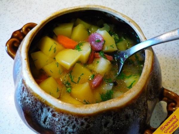Горшочки с охотничьми колбасками- сытно и вкусно.Ингредиенты:На 4 горшочка:картофель – 1 ... - 3