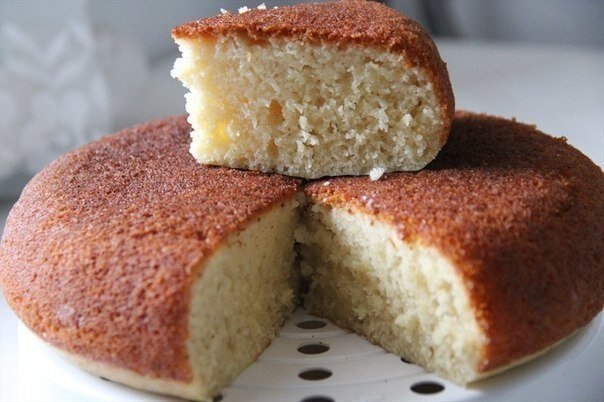 МОКРЫЙ МАННИК - ЭТО НЕЧТО-ОЧЕНЬ ВКУСНОЕ-НЕЖНОЕ .ИНГРЕДИЕНТЫ: 1 ст. кефира 1 ст. манки 1 ст. муки 1 ...