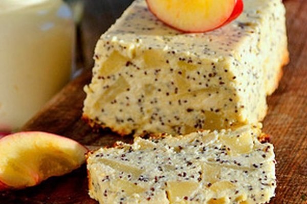 Творожная запеканка с яблоком и маком! *122 ккал/целая запеканка* Можно добавить специи по вкусу – ...
