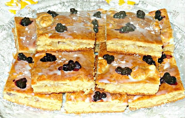 Печенье на кефире со сгущенным молоком и бананом.Всё просто и вкусно).Автор: Наталья ...