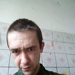 Олег, 37, Озерный